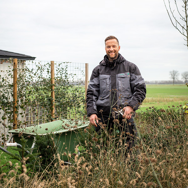 Hovernier Marcel - Snoeiwerkzaamheden tuin